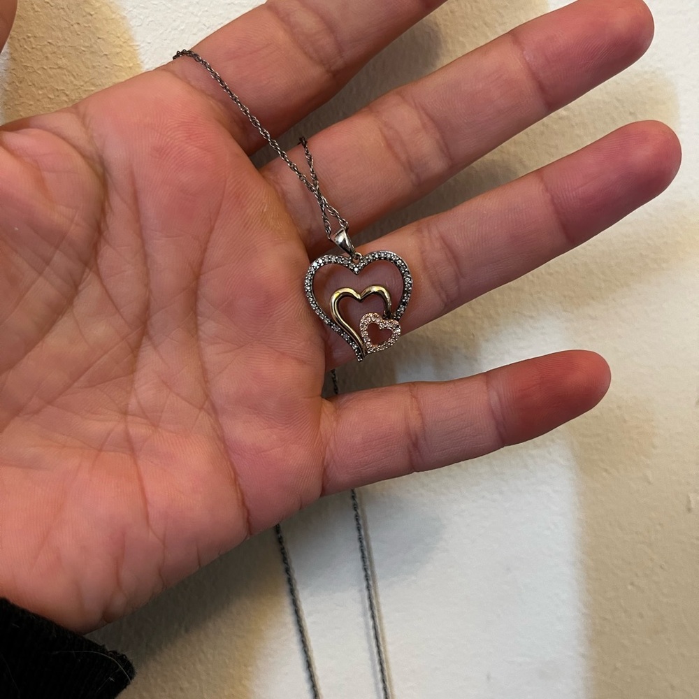 Elegant Silver Heart Pendant Necklace